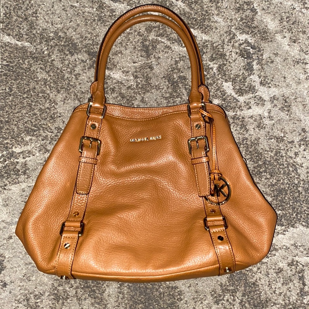 🌟Michael Kors Bedford Large Belted Pebbled Smooth Calfskin Leather Carryall